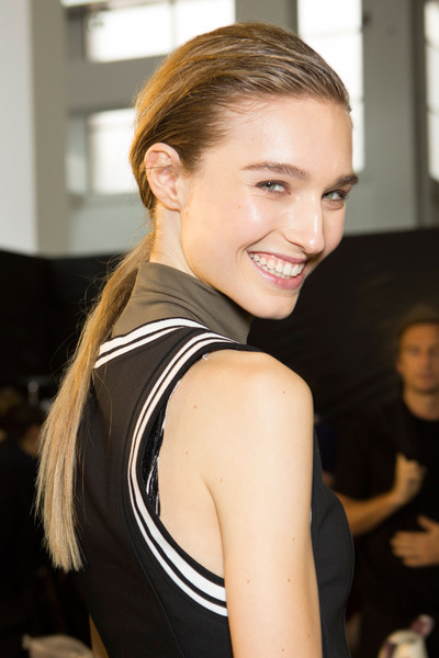 5 athletic look sleek ponytails
