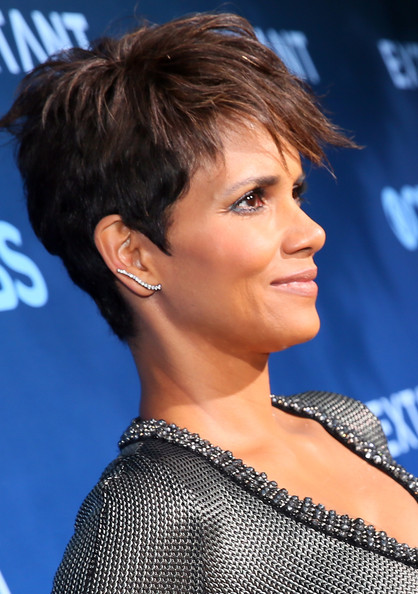 8 halle berry
