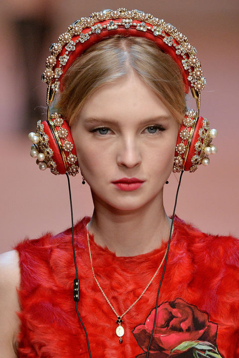 1dolce-and-gabbana-headphones-03