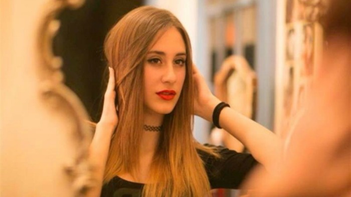 akis2