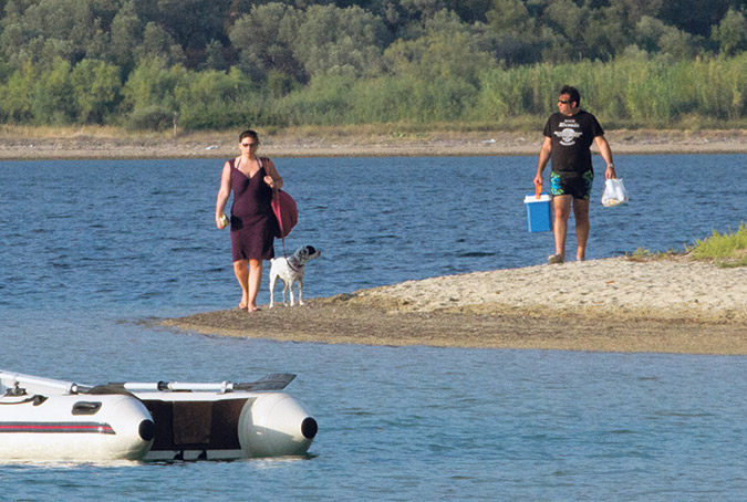 zoi-konstantopoulou-sizigos-paralia-4