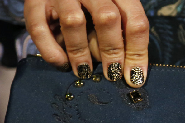 golden dots
