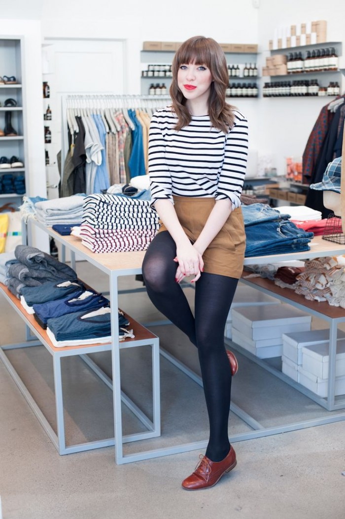 Tights-Fall-Winter-Street-Style-9-700x1051.jpg