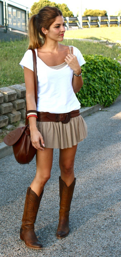 How-to-Wear-Boots-with-Dress-This-2016-4.jpg