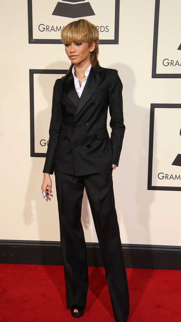 Zendaya-58th-Grammy-Awards329.jpg