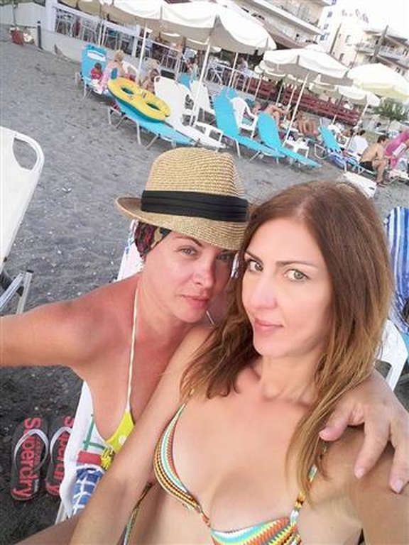 νενα2