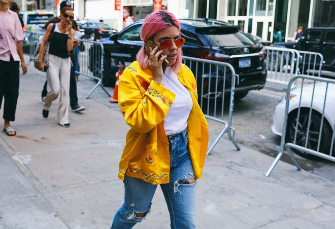 06-neon-hair-street-style-ss17