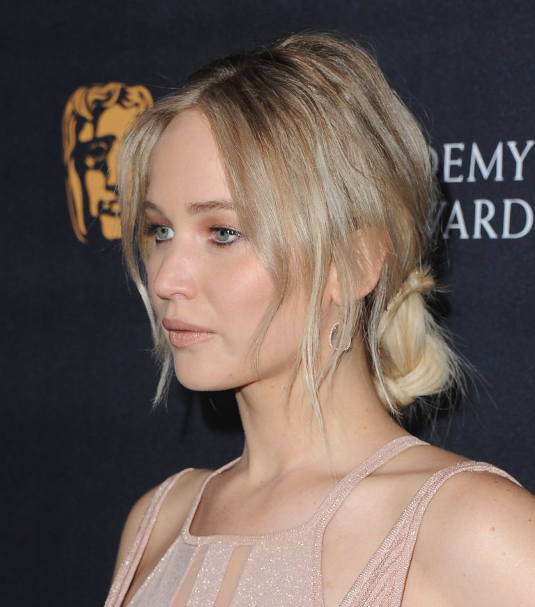 DARKER BLONDE JENNIFER