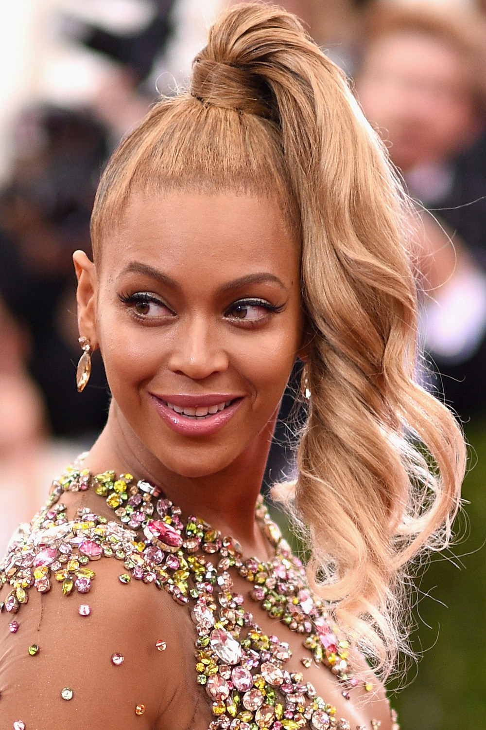 beyonce ponytail