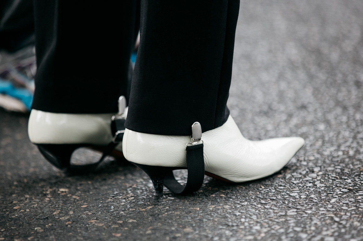 paris fw ss2017 day5 20161002 6852 jpg 9790 north 1160x white-sandra-semburg-2
