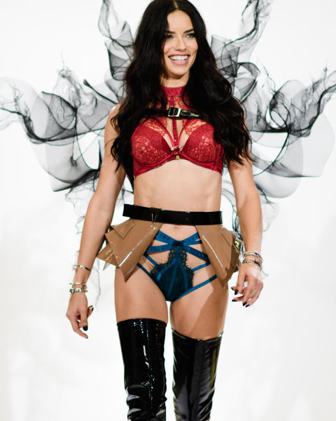 elle adriana lima vs fitting 006