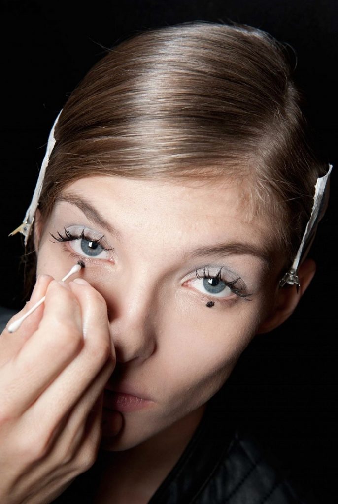 dotted eyeliner how to