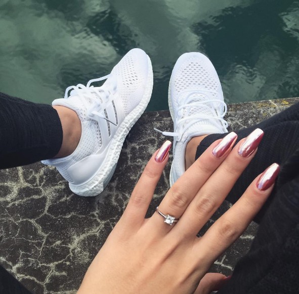 rose gold nails 1