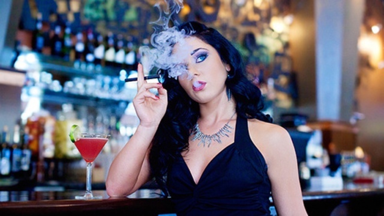 e-cig-main-photo_694910_ver1.0_1280_720