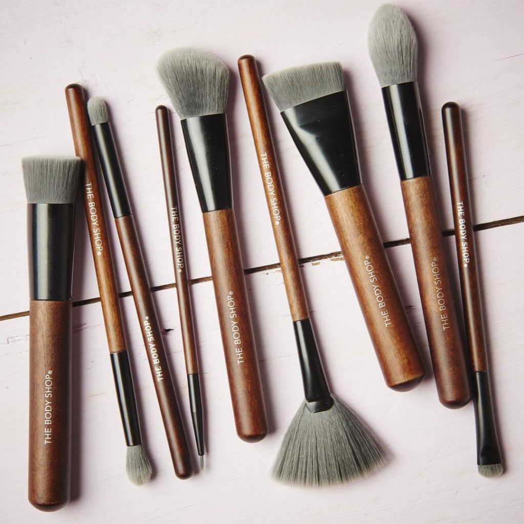9 Brushes