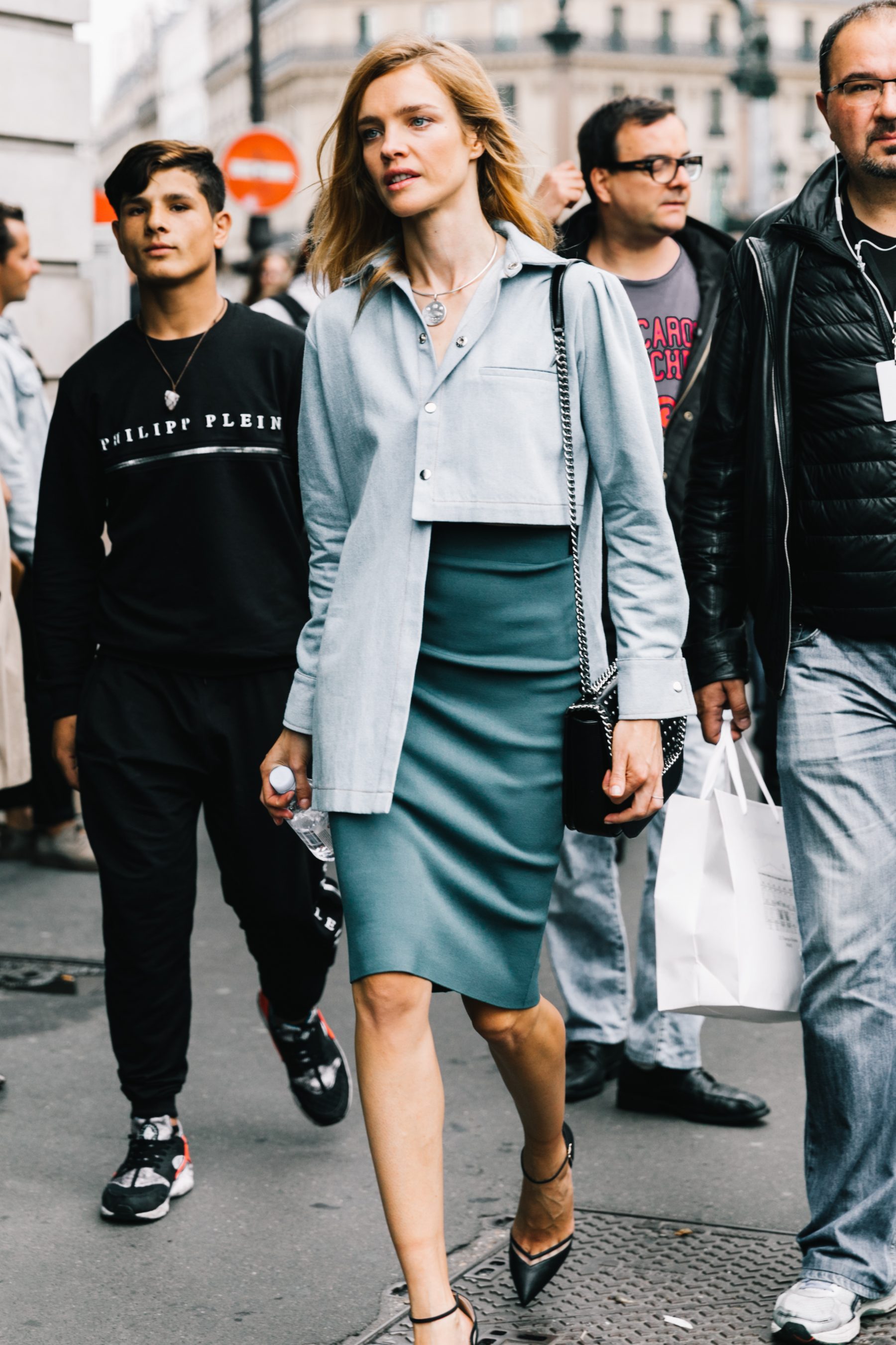 PFW-SS18-Paris_Fashion_Week-Street_Style-Vogue-Collage_Vintage-43-1800x2700