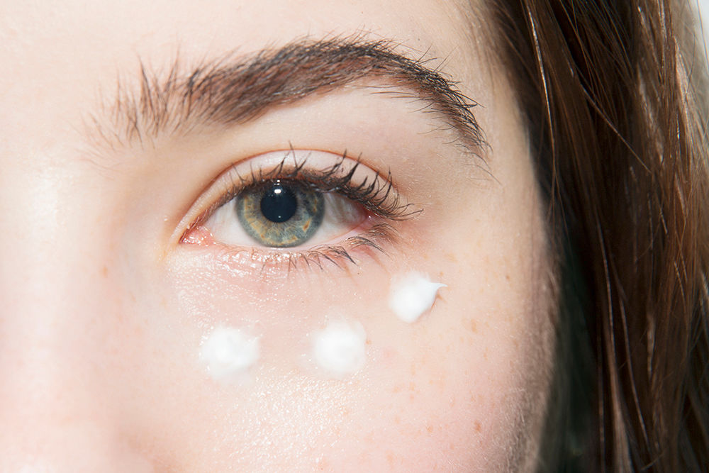 Slider_1_-_The_Who__What__Where____Why_Of_Eye_Cream