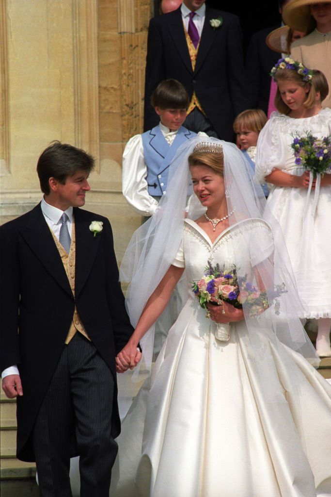 tim-taylor-and-lady-helen-of-windsor-wedding-dress-1516606320