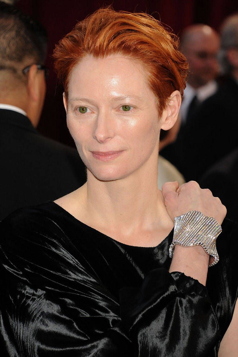 54aae18229aa6_-_elle-iconic-redheads-tilda-swinton-xln-xln