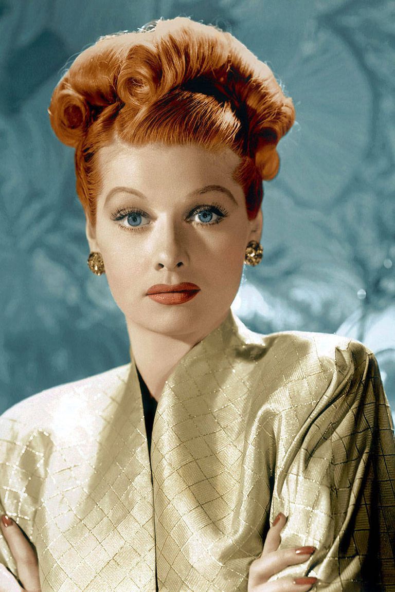 54aae0a9064ed_-_elle-iconic-redheads-lucille-ball-xln-xln
