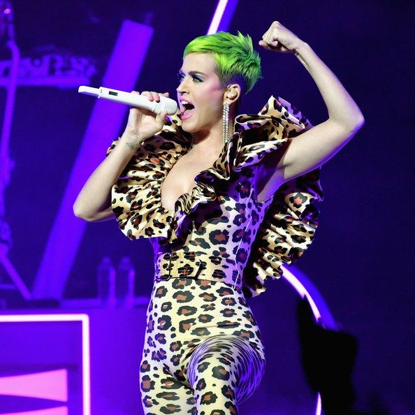KatyPerryNeonGreenhair