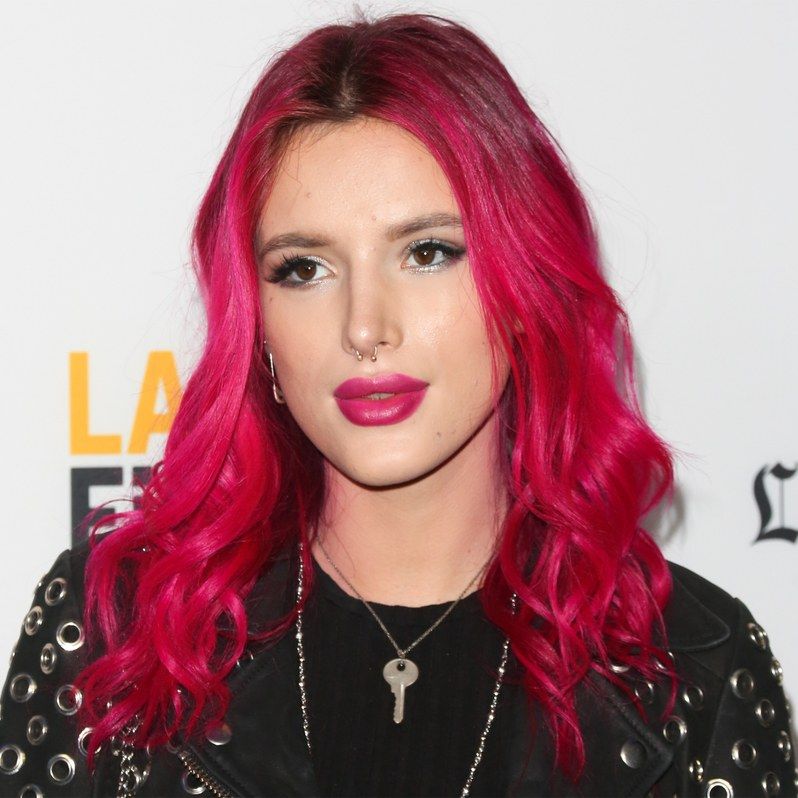 bella-thorne-pink-hair