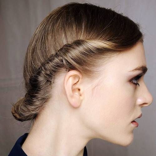 7-ways-to-wear-your-hair-up-that-dont-involve-ponytails-1587841.500x0c