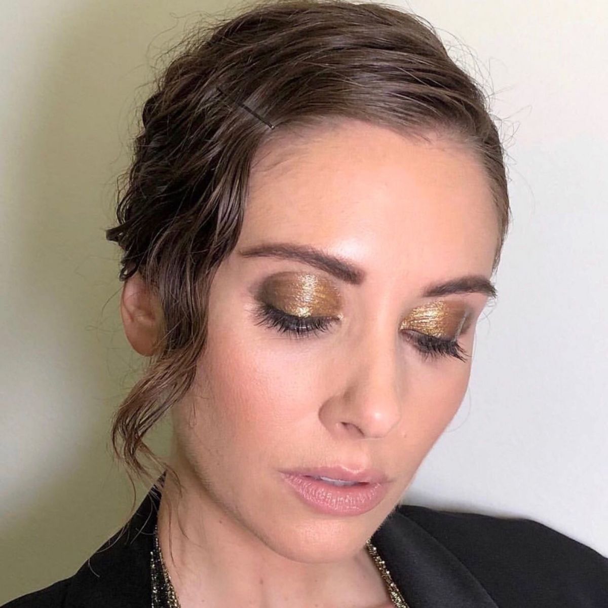 alison 20brie 20mai 20quynh 20gold20eye