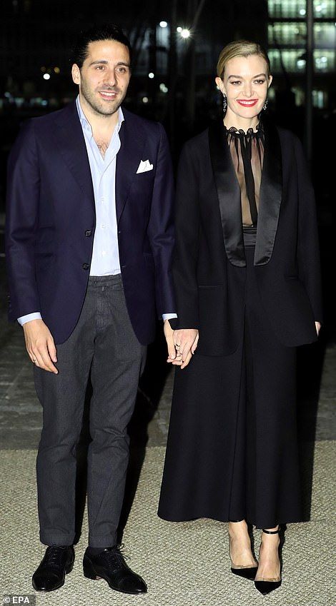 6307200-0-Zara_founder_Amancio_Ortega_s_glamorous_daughter_Marta_Ortega_an-a-32_1542445927555