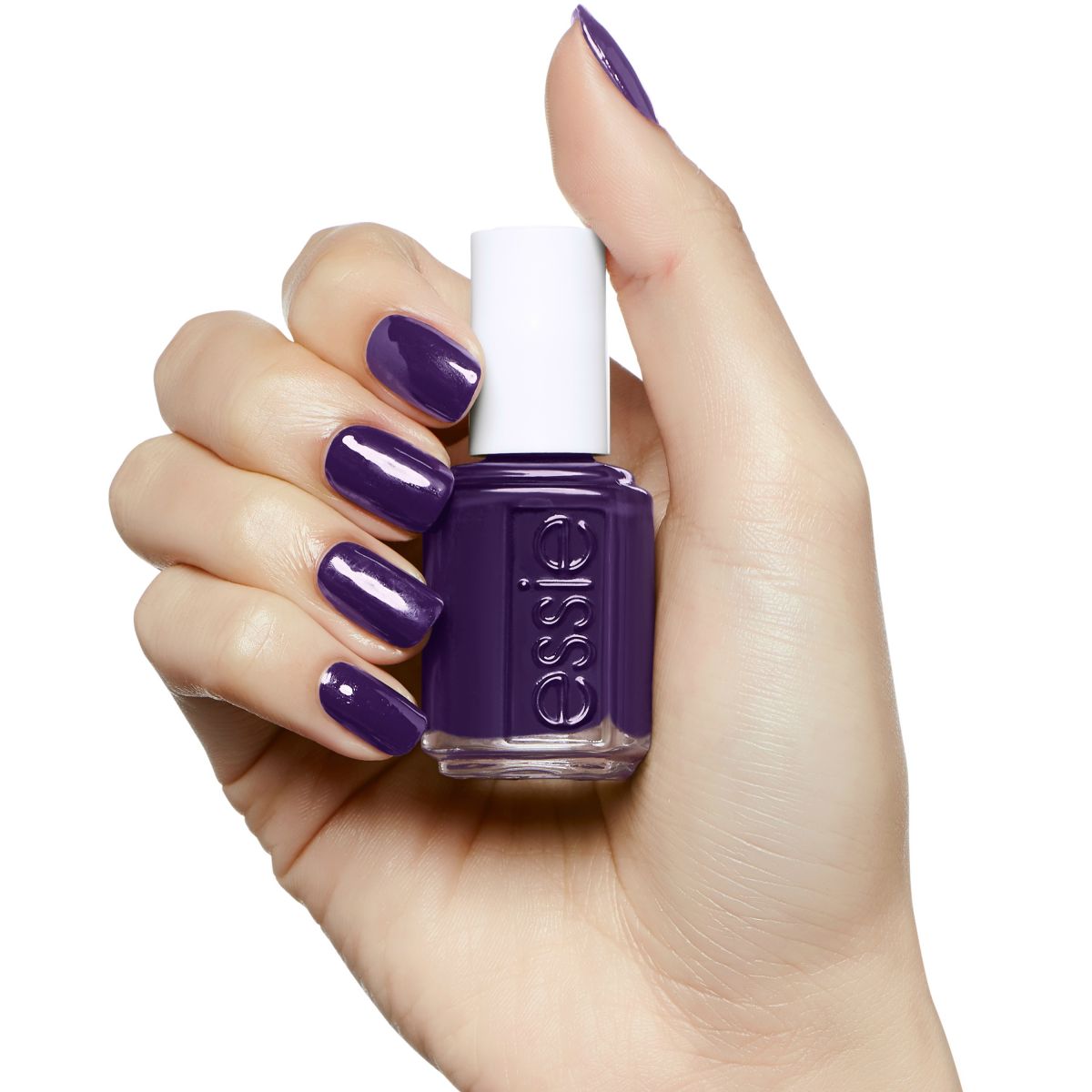 ESSIE-enamel-nightlights-on-hand-1