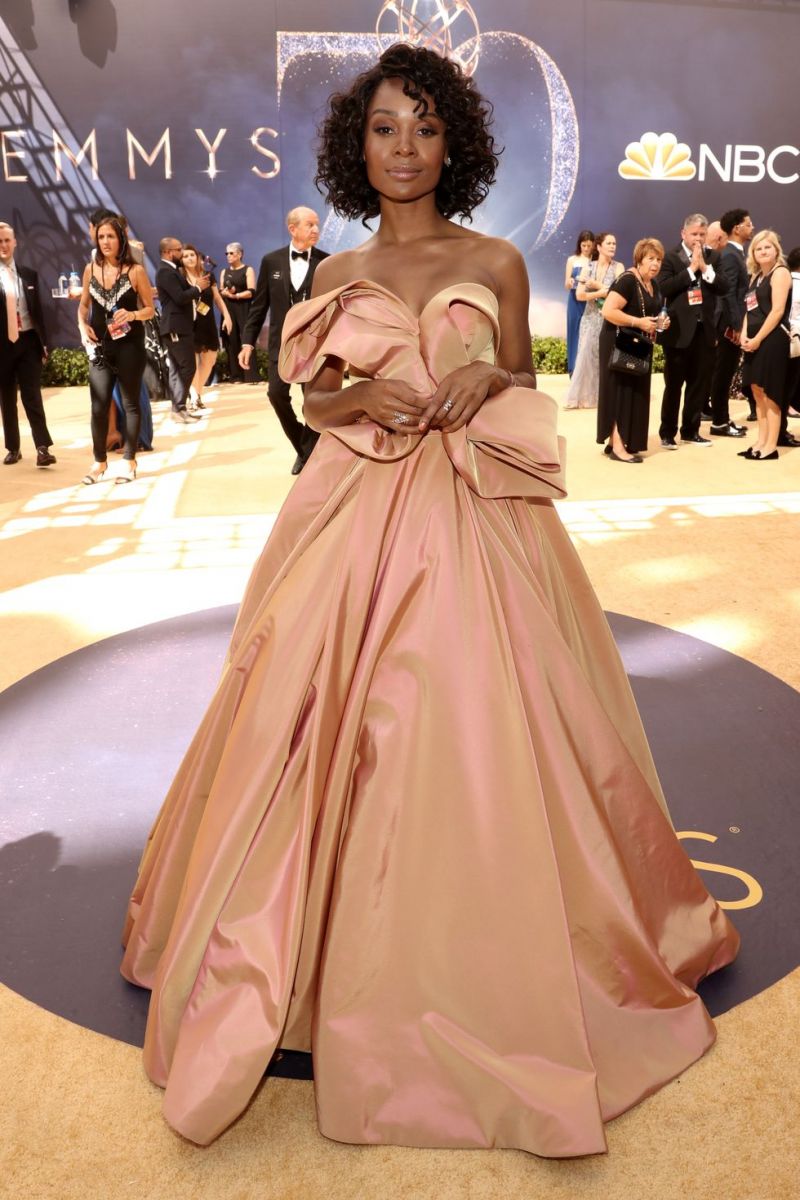 70th-annual-primetime-emmy-awards-pictured-tv-personality-news-photo-1035119396-1545414974