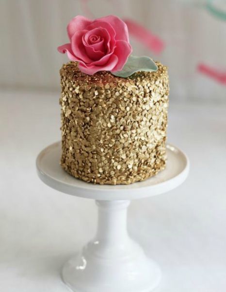 thehomeissue_vasilopita04-233x300@2x