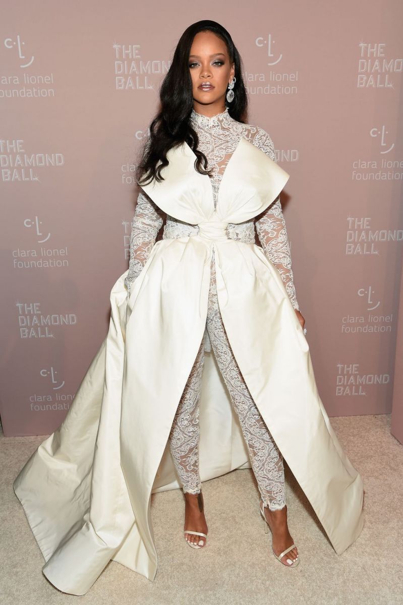 rihanna-attends-rihannas-4th-annual-diamond-ball-news-photo-1032960826-1545414777