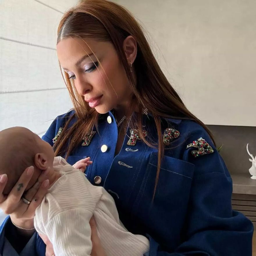 Ελένη Φουρέιρα γιος
